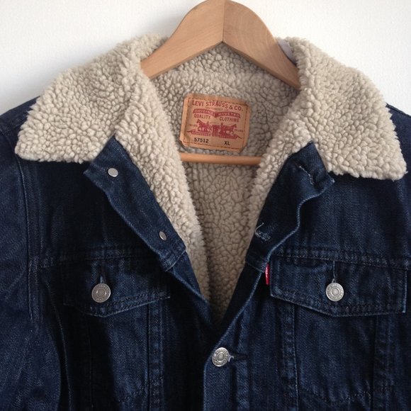 Levi's - Sherpa Trucker Denim Jean Jacket - Picture 10 of 16